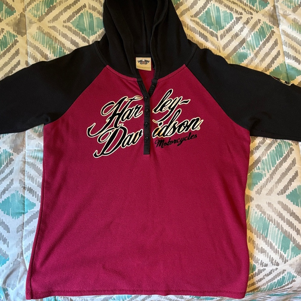 Harley-Davidson Black and Burgundy Pullover